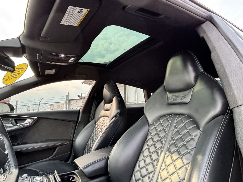 2018 Audi S7 Image 15