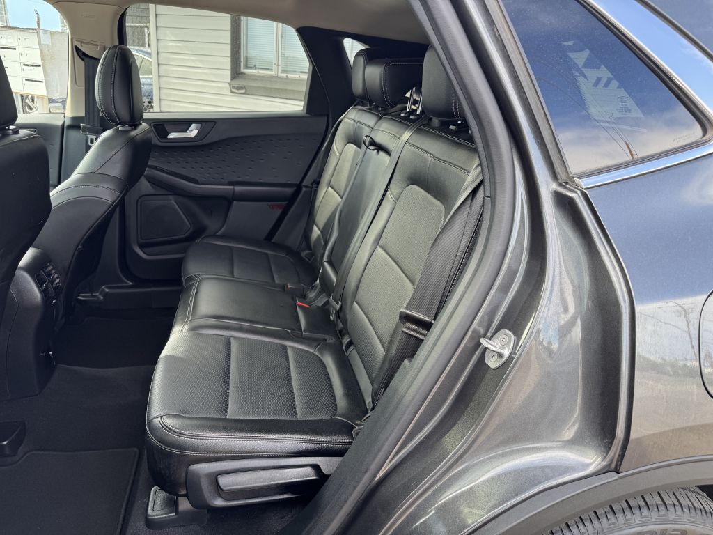 2020 Ford Escape Image 17