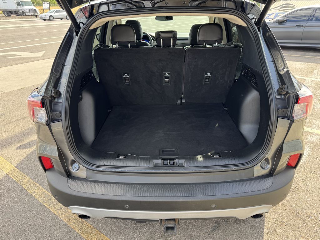 2020 Ford Escape Image 30