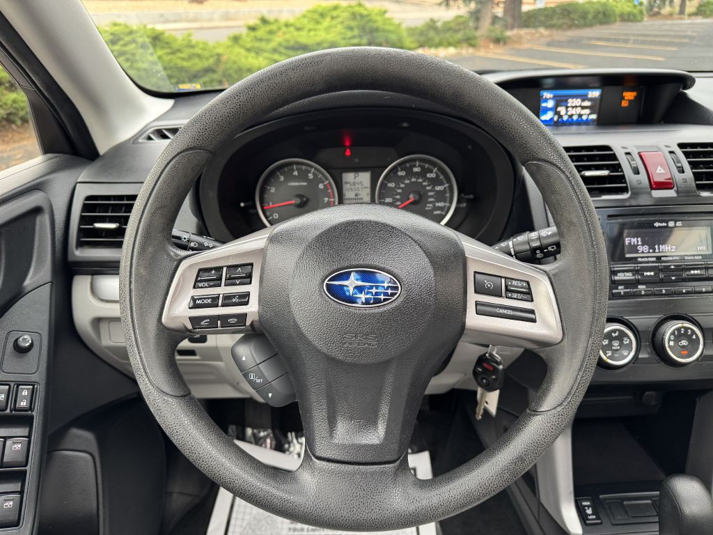 2015 Subaru Forester Image 21