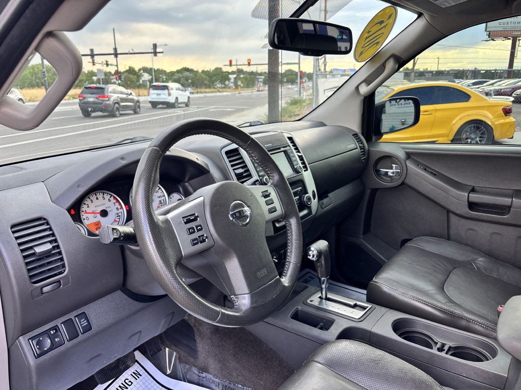 2015 Nissan Xterra Image 11