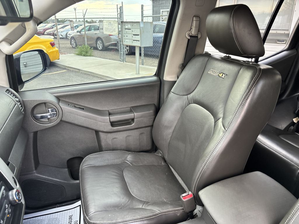 2015 Nissan Xterra Image 14