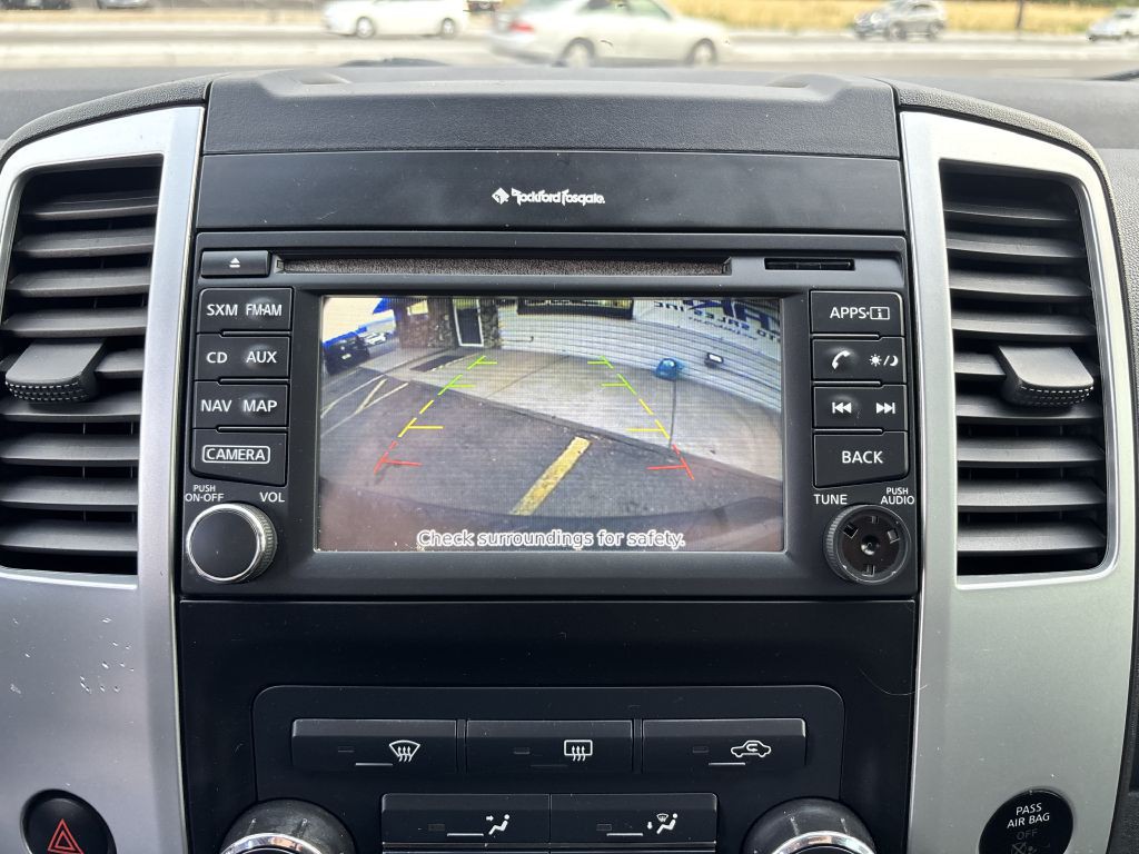 2015 Nissan Xterra Image 23