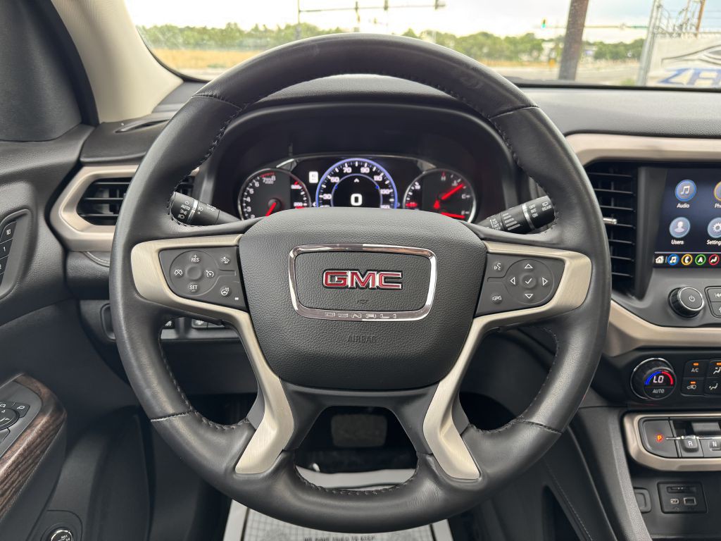 2021 GMC Acadia Image 24