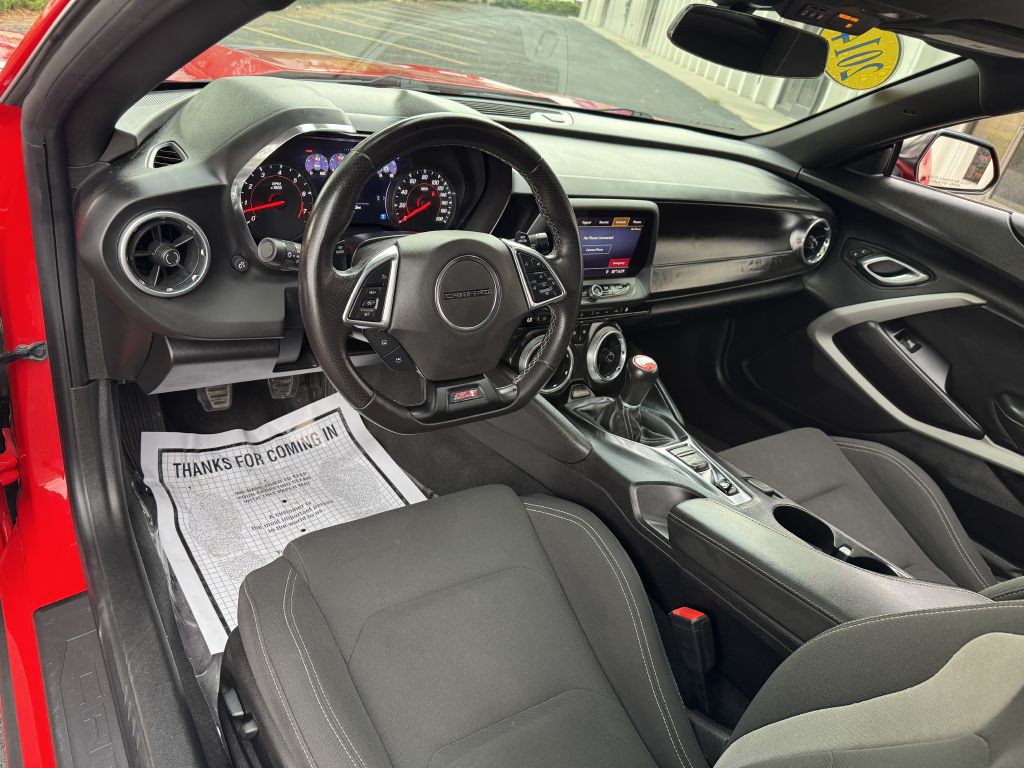 2019 Chevrolet Camaro Image 16