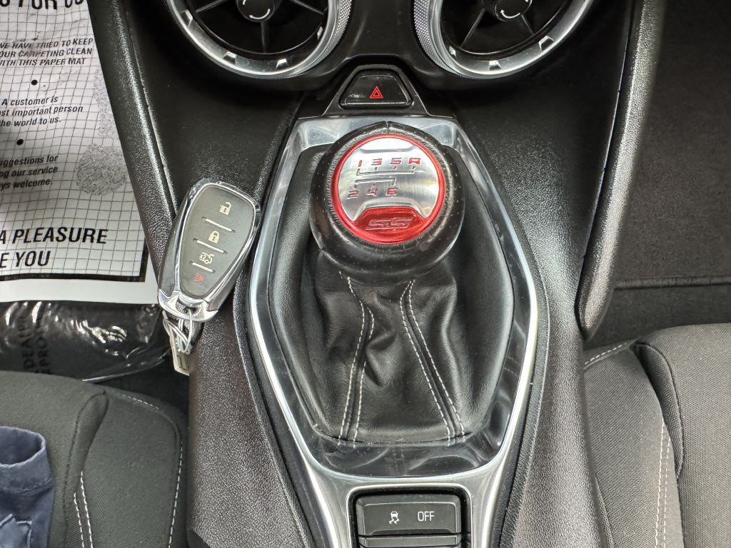 2019 Chevrolet Camaro Image 22