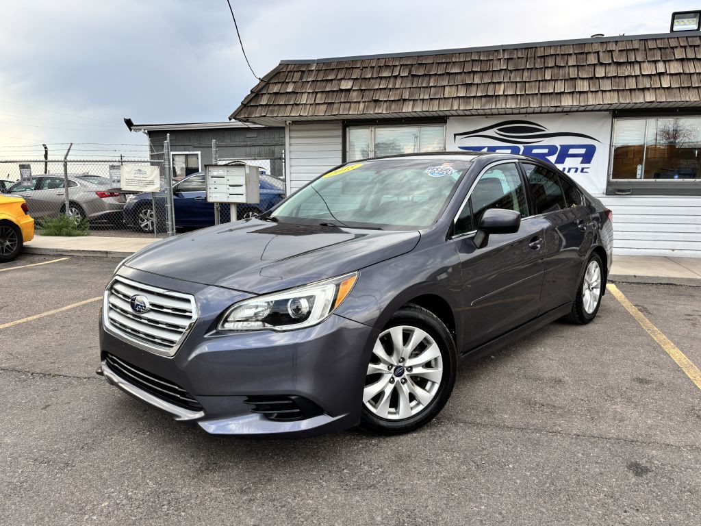 2015 Subaru Legacy Image 1