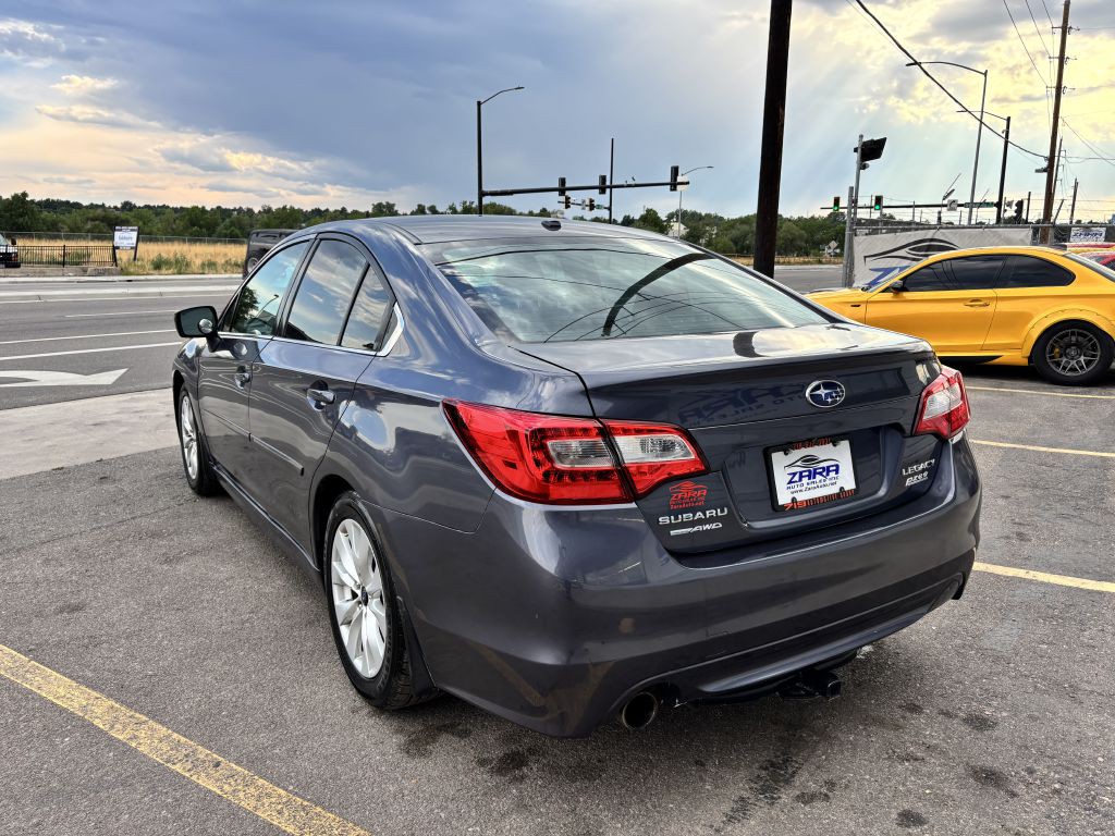 2015 Subaru Legacy Image 5