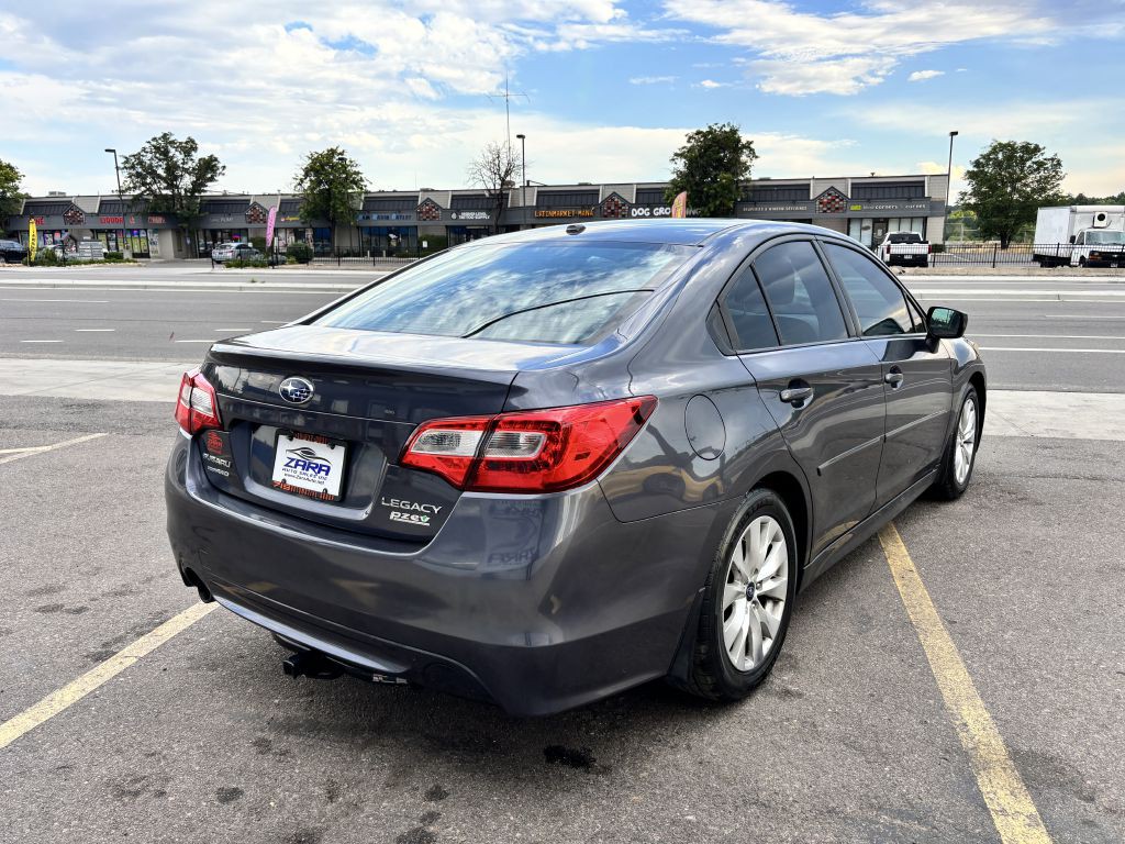 2015 Subaru Legacy Image 7
