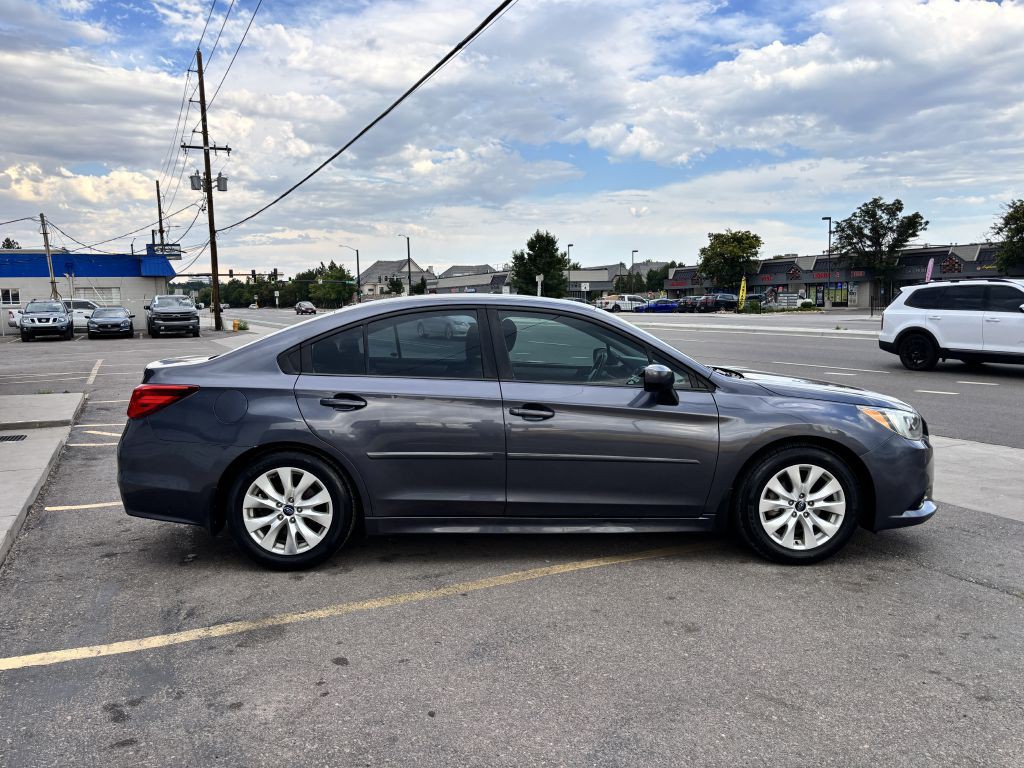 2015 Subaru Legacy Image 8