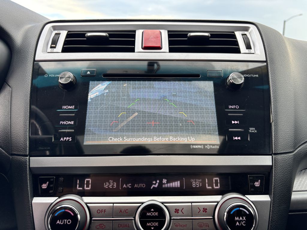 2015 Subaru Legacy Image 22