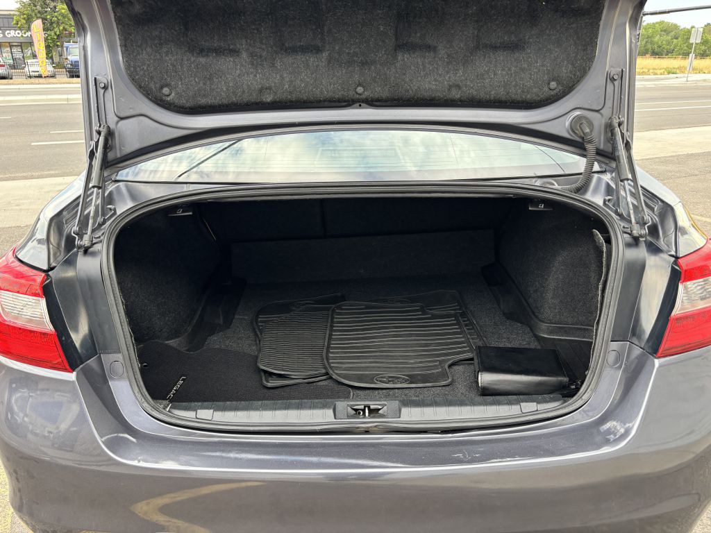 2015 Subaru Legacy Image 25