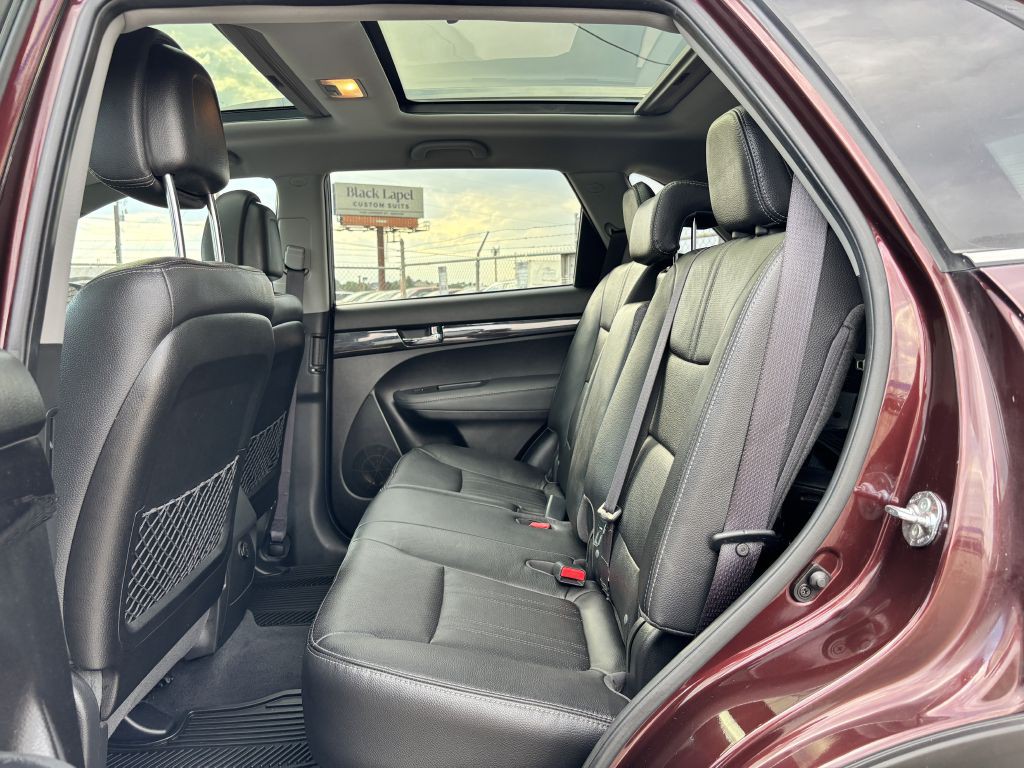 2013 Kia Sorento Image 17