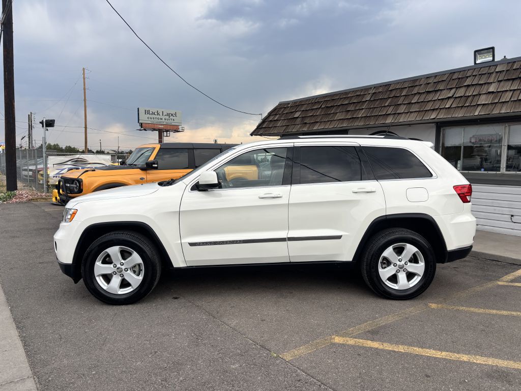 2011 Jeep Grand Cherokee Image 4