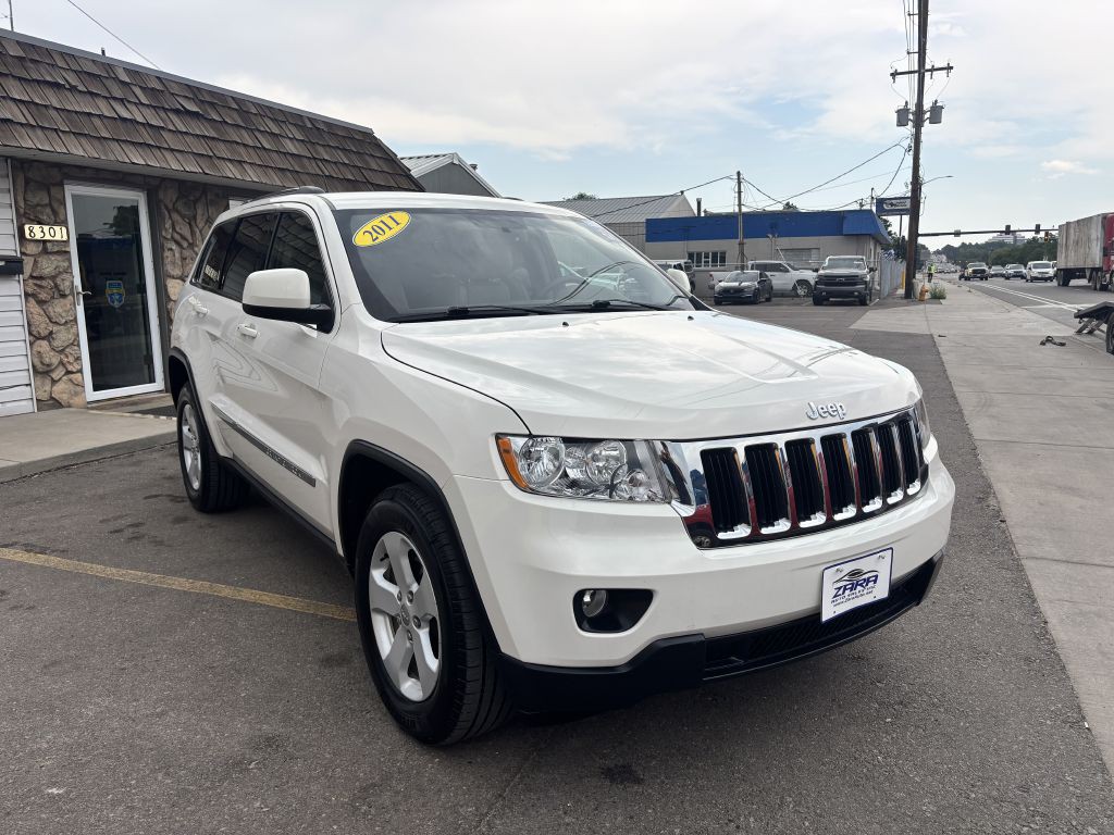 2011 Jeep Grand Cherokee Image 9