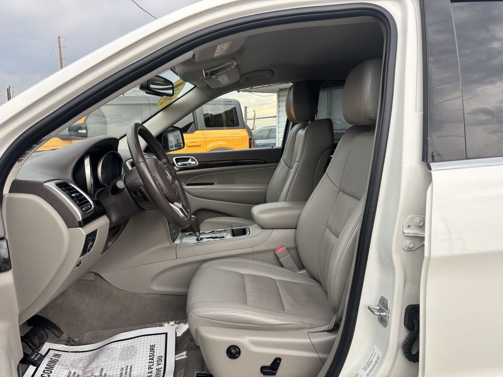 2011 Jeep Grand Cherokee Image 11
