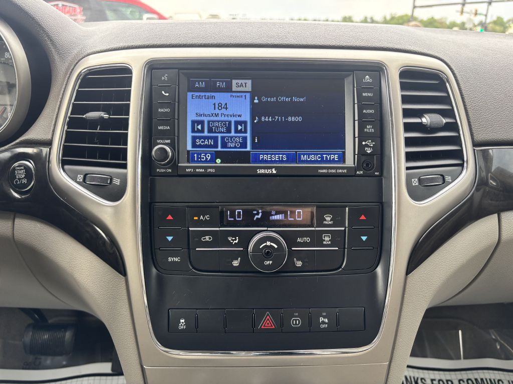 2011 Jeep Grand Cherokee Image 22