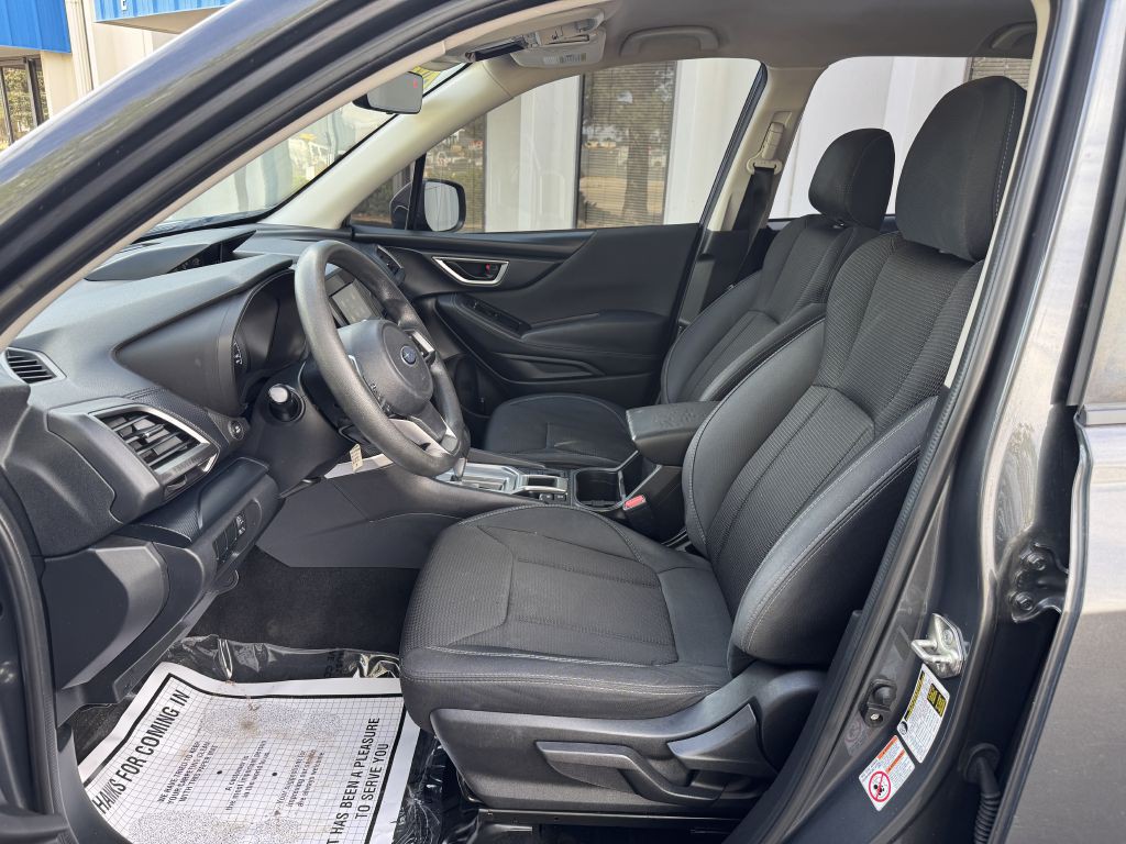 2020 Subaru Forester Image 11