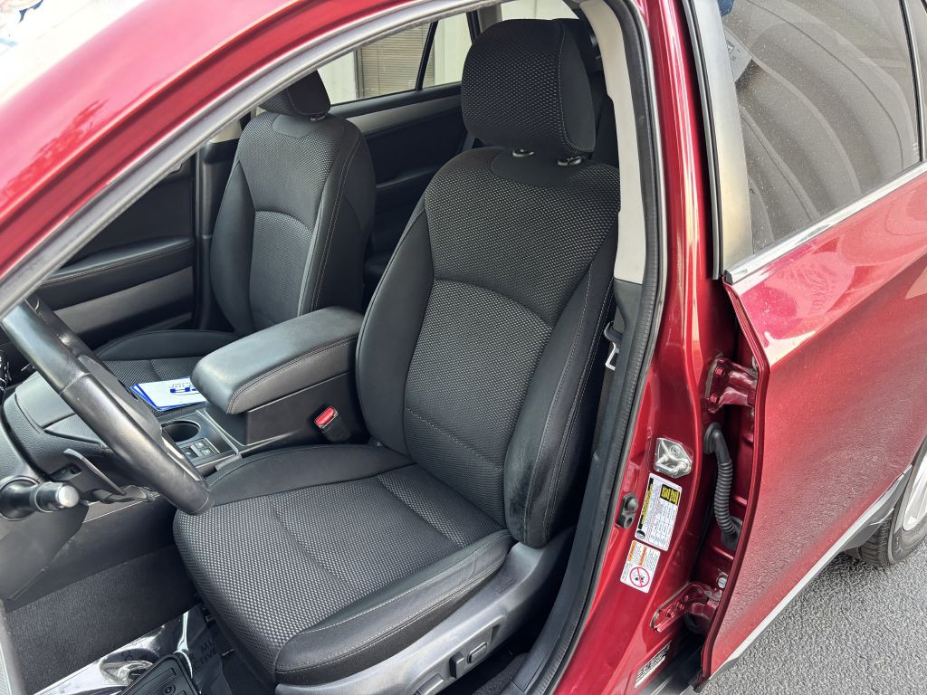 2016 Subaru Outback Image 12