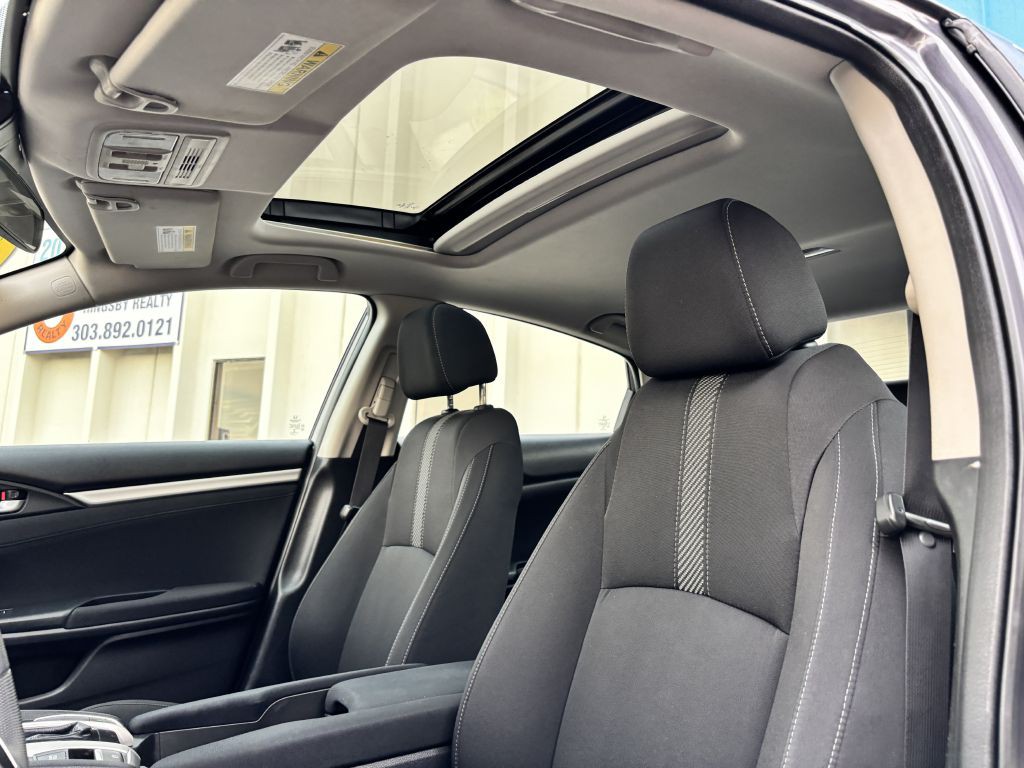 2017 Honda Civic Image 15