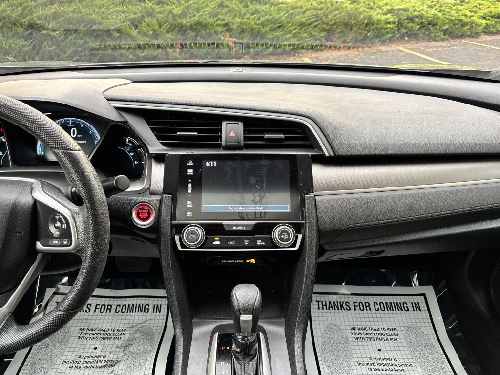 2017 Honda Civic Image 19