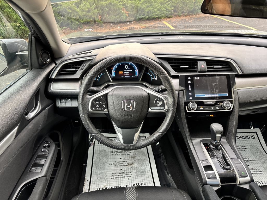 2017 Honda Civic Image 21