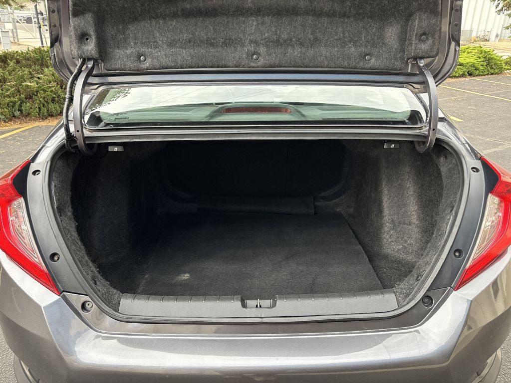 2017 Honda Civic Image 25
