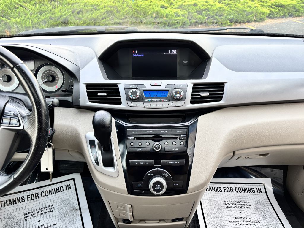 2013 Honda Odyssey Image 21