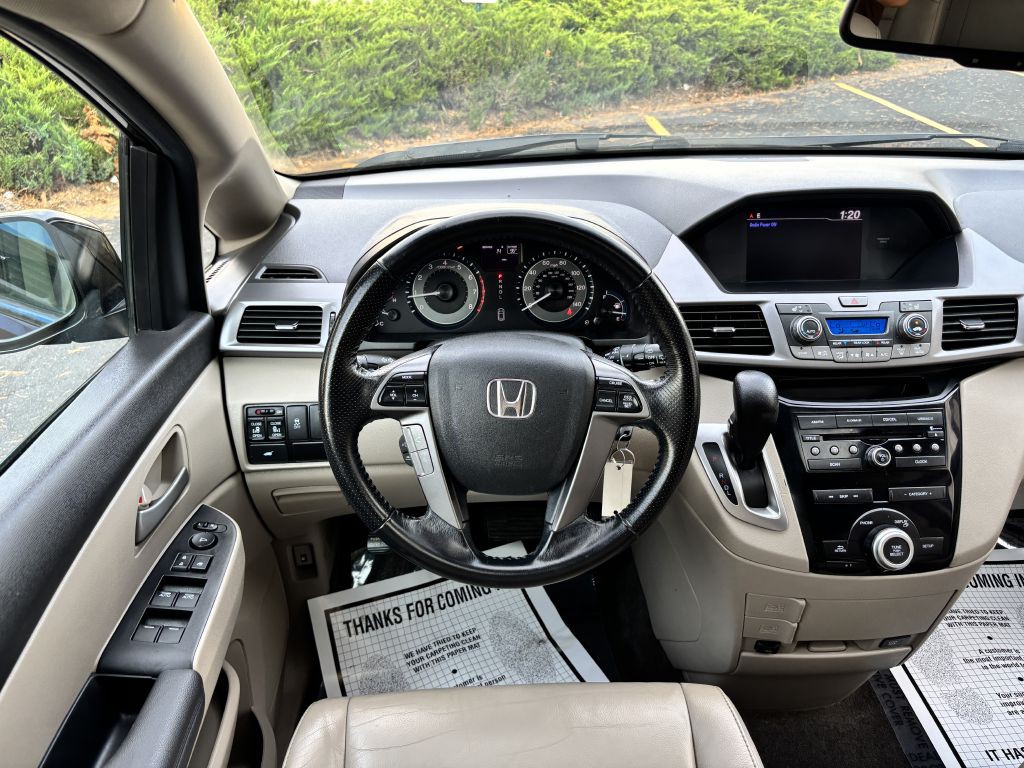 2013 Honda Odyssey Image 23