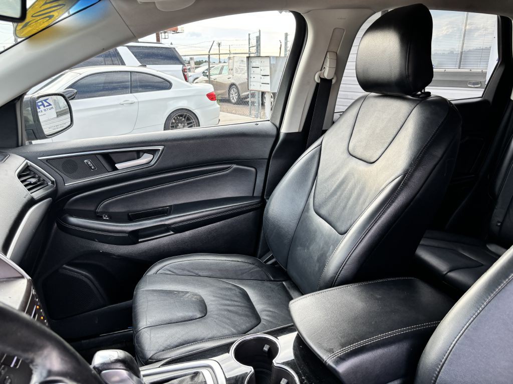 2015 Ford Edge Image 13