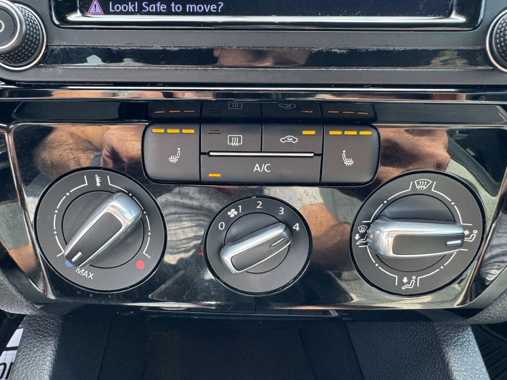 2016 Volkswagen Jetta Image 23