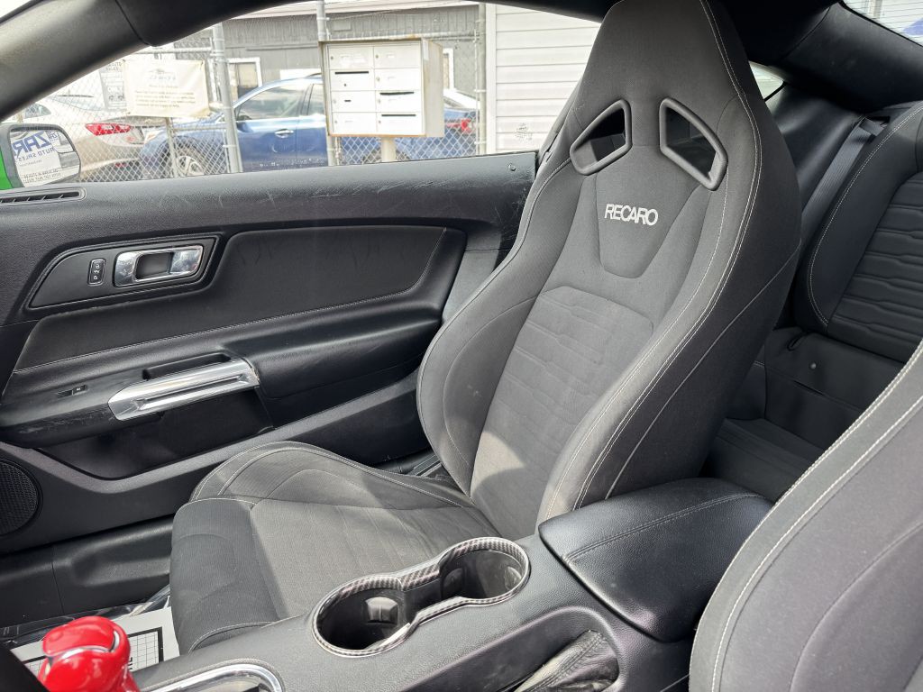 2015 Ford Mustang Image 13