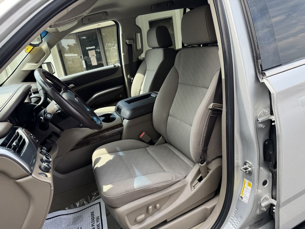 2017 Chevrolet Tahoe Image 12