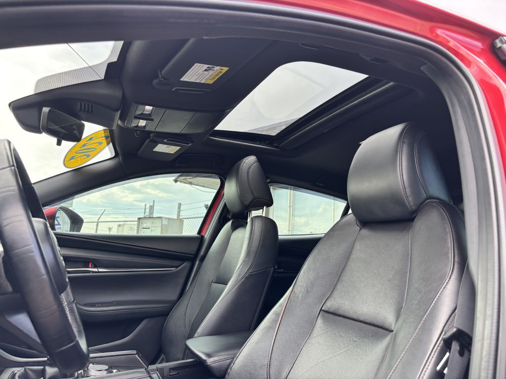 2022 Mazda Mazda3 Image 16