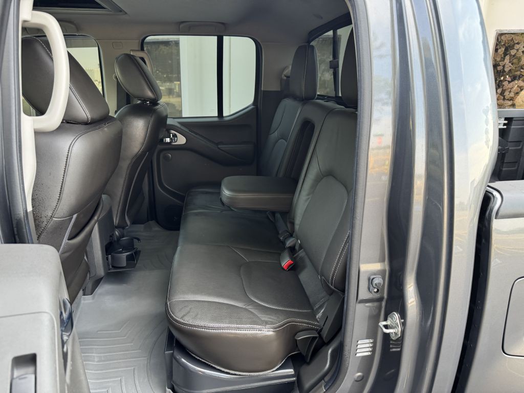 2019 Nissan Frontier Image 16