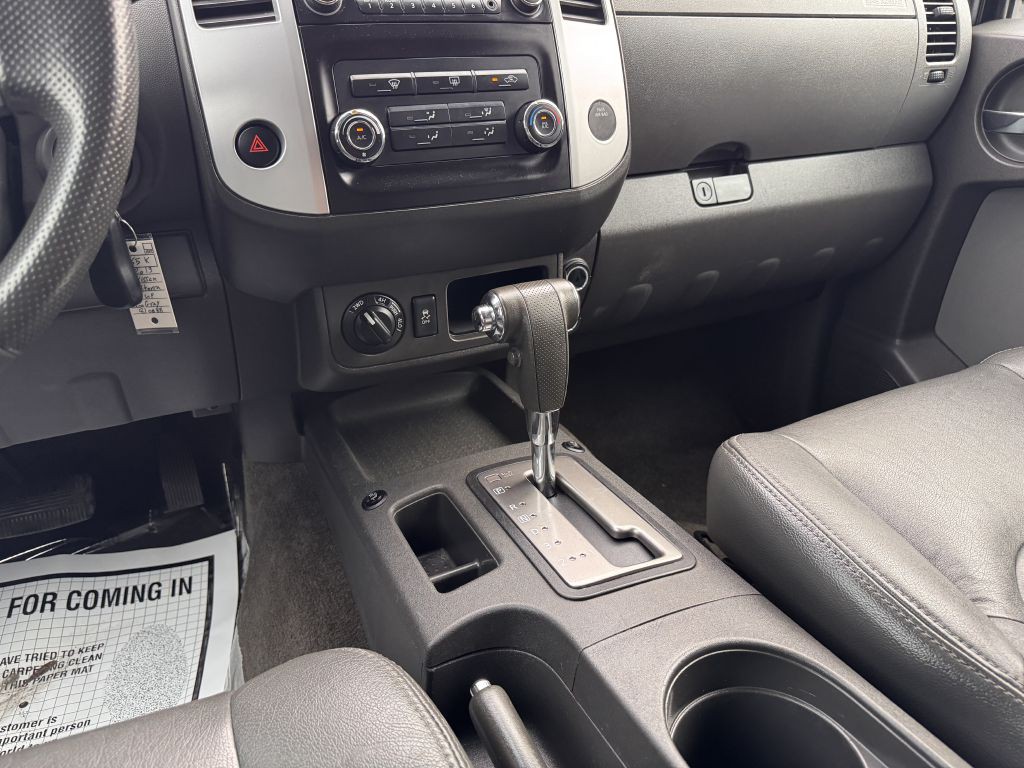 2013 Nissan Xterra Image 20
