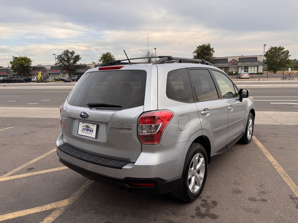 2014 Subaru Forester Image 7
