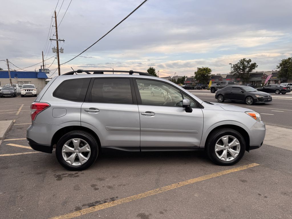 2014 Subaru Forester Image 8