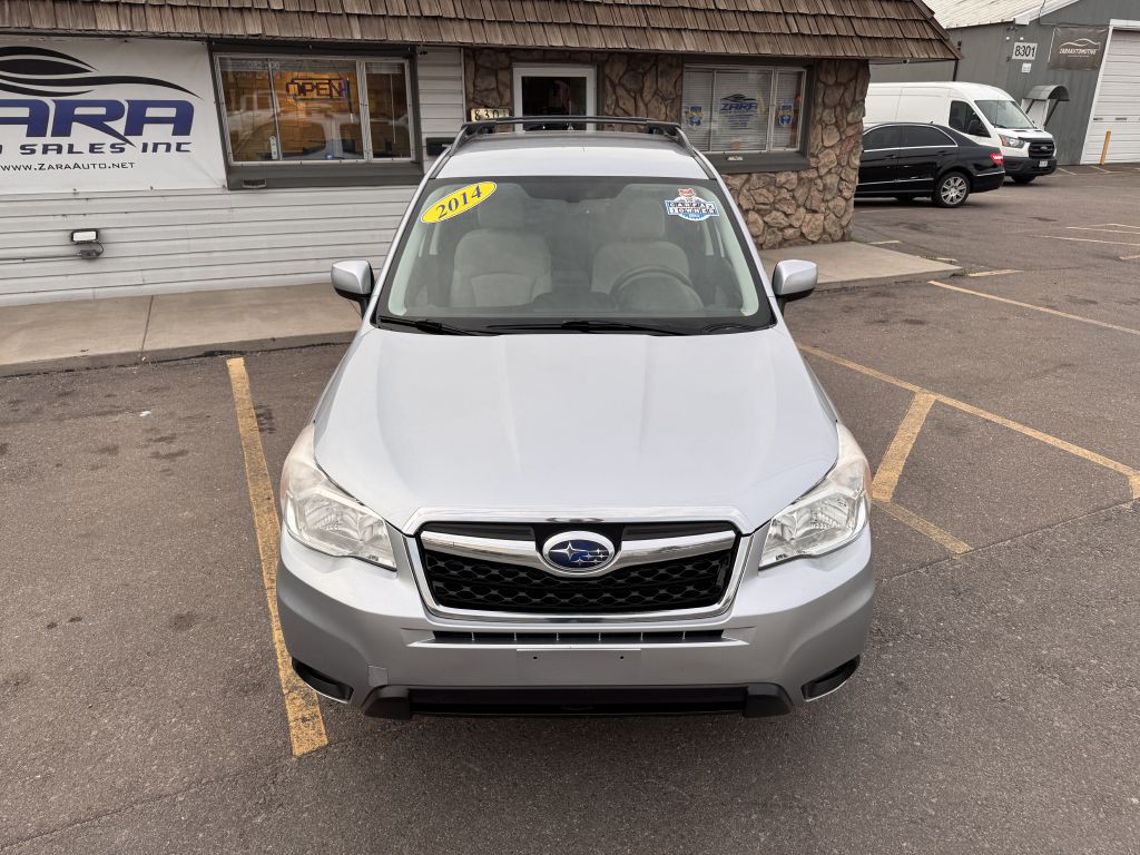 2014 Subaru Forester Image 10