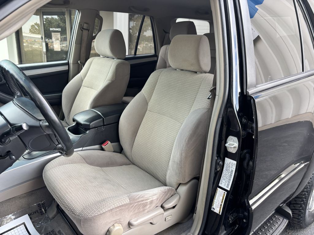 2004 Toyota 4Runner Image 13