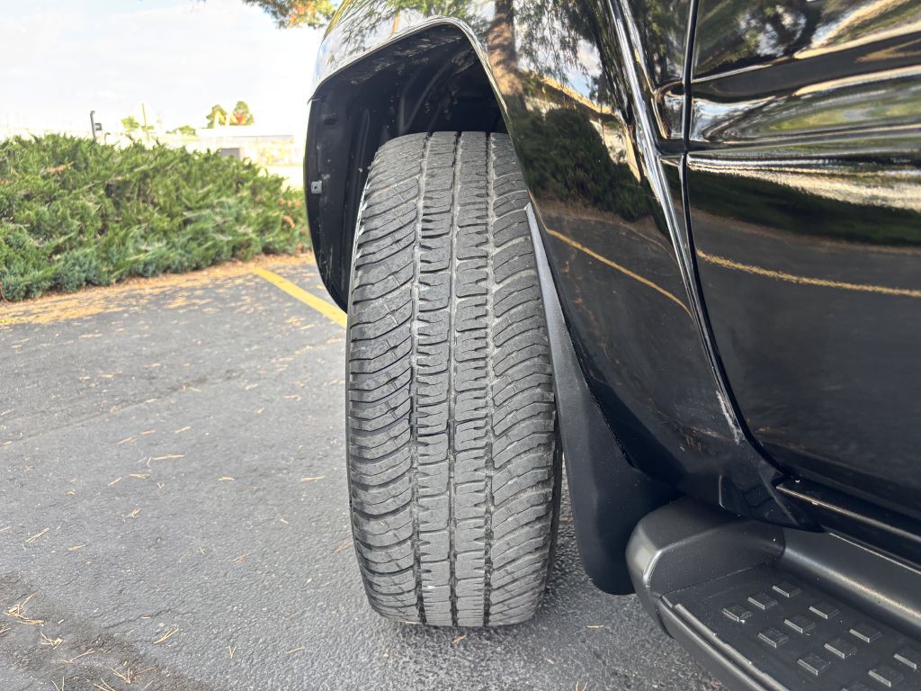 2004 Toyota 4Runner Image 27