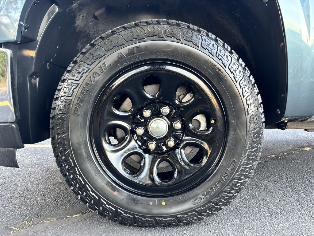 2011 GMC Sierra 1500 Image 25