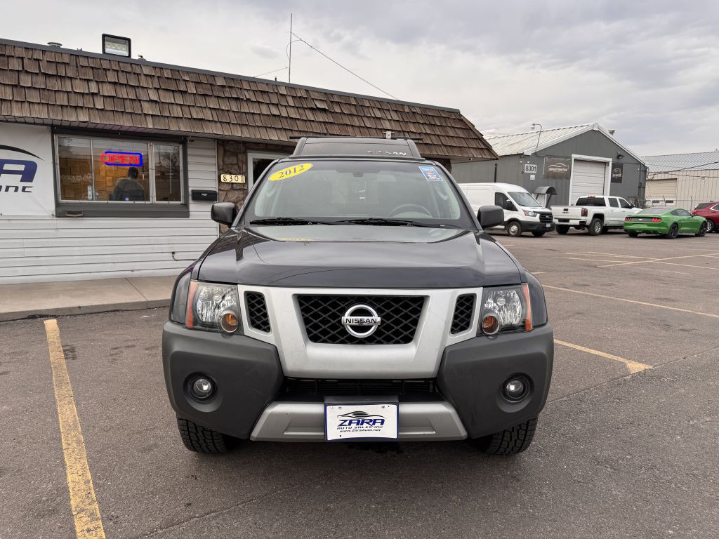 2012 Nissan Xterra Image 2