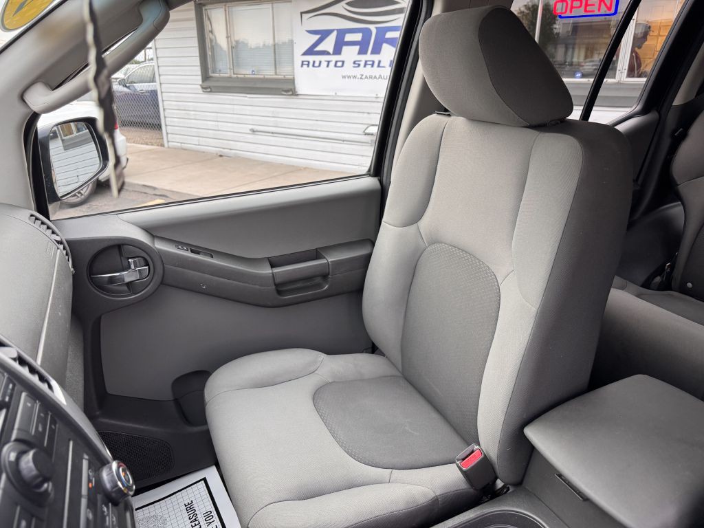 2012 Nissan Xterra Image 14