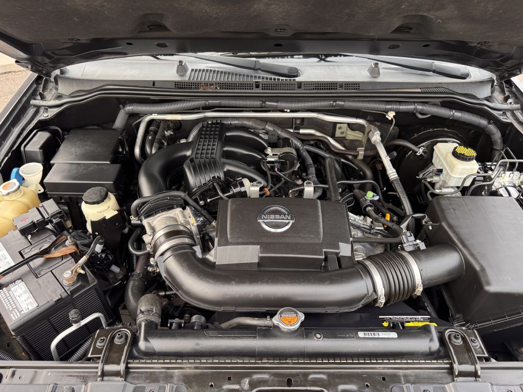 2012 Nissan Xterra Image 24