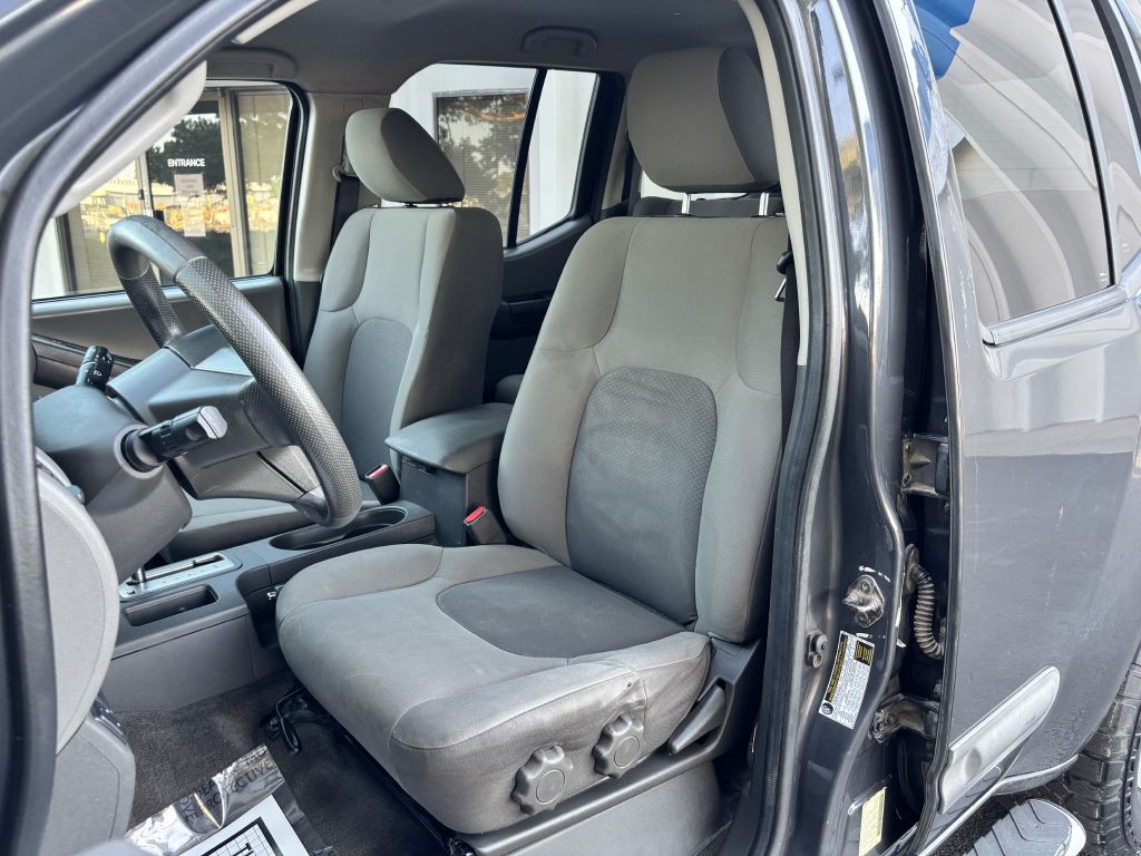 2013 Nissan Xterra Image 12
