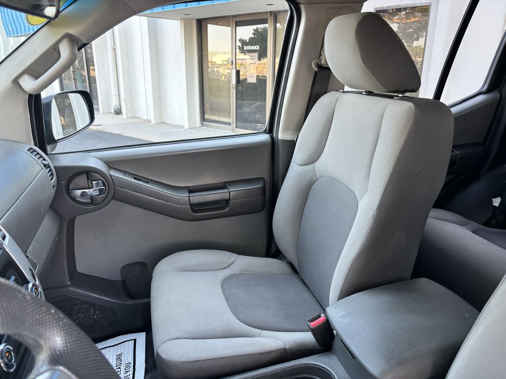 2013 Nissan Xterra Image 13