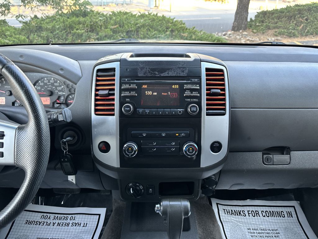 2013 Nissan Xterra Image 17