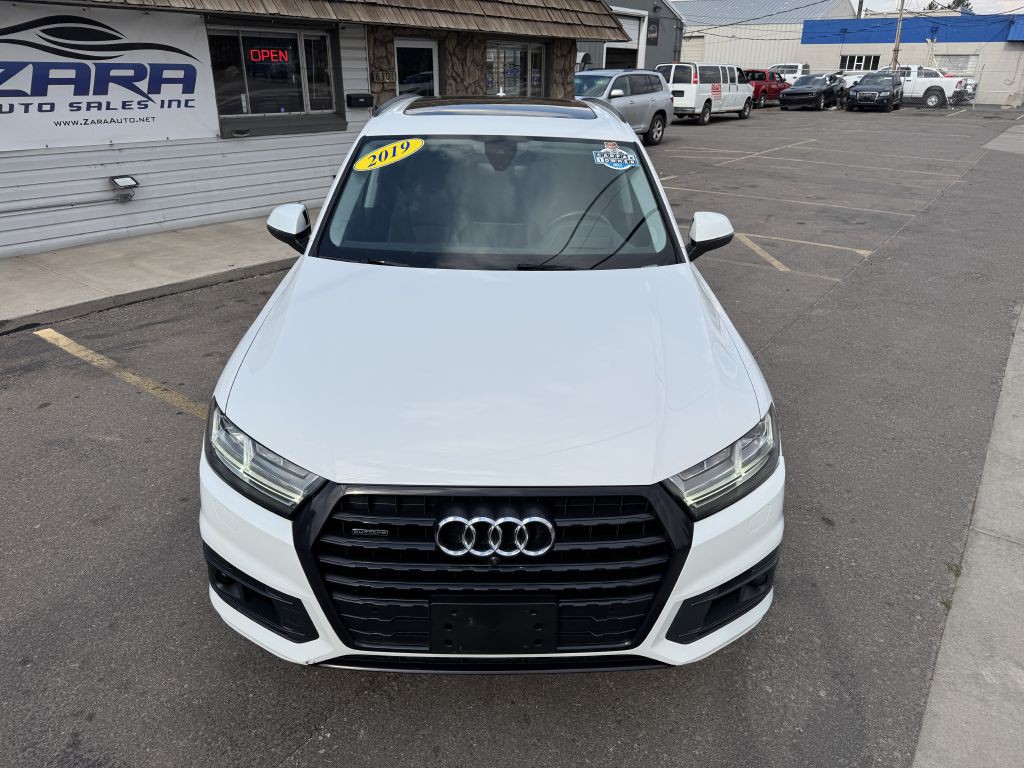 2019 Audi Q7 Image 10