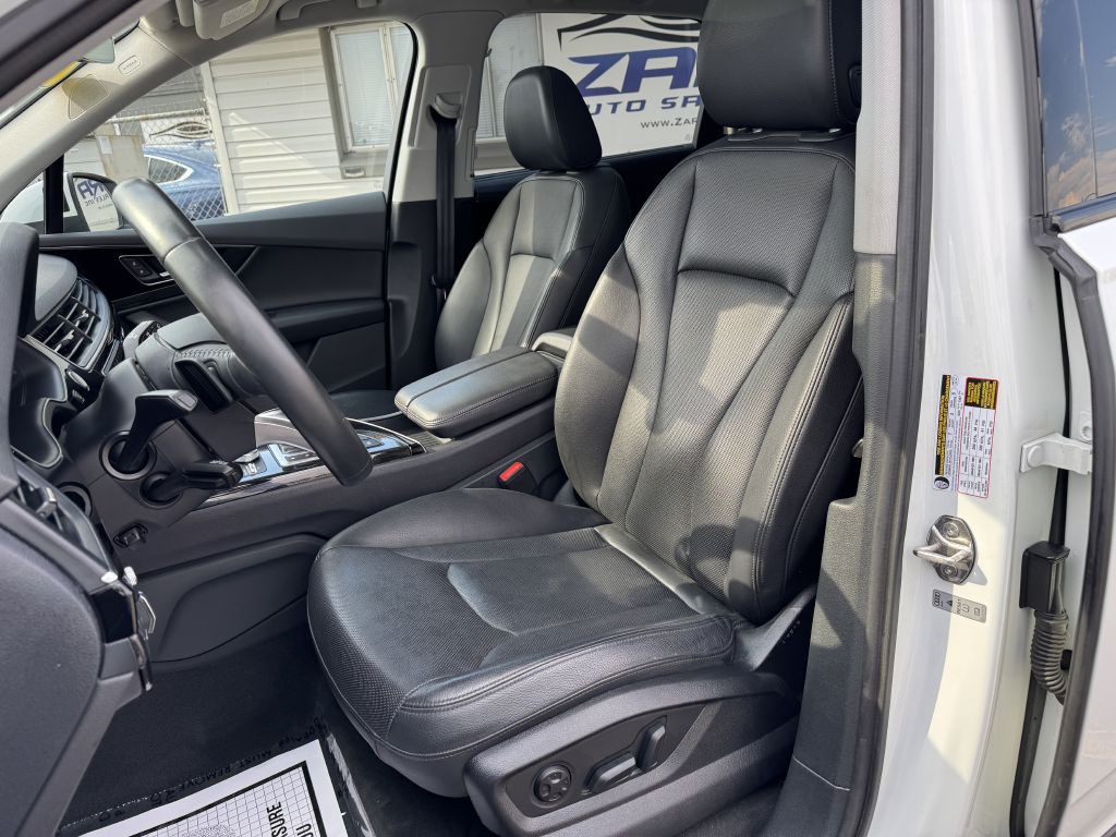 2019 Audi Q7 Image 12